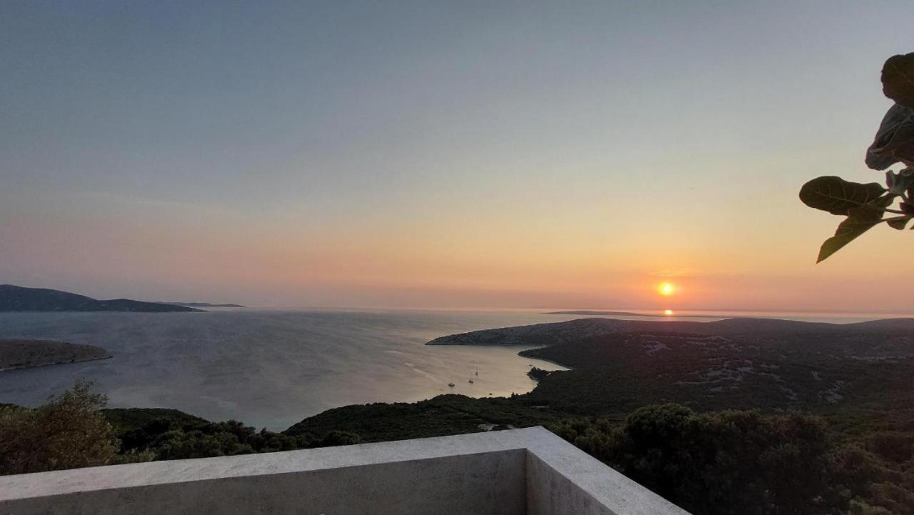 Ustrine View Villa Buitenkant foto